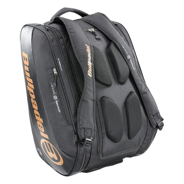 Paletero Bullpadel Vertex Negro 2025