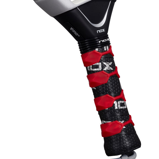 Pala Nox AT10 Genius Attack 18K by Agustín Tapia 2026