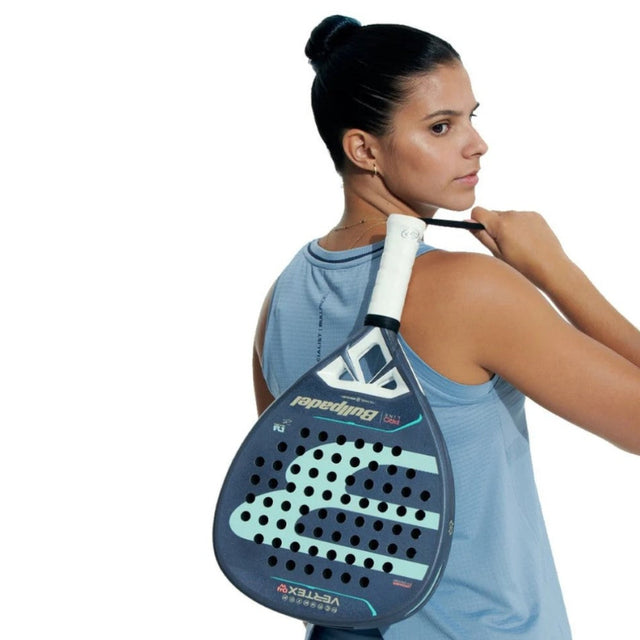 Pala Bullpadel Vertex 04 Woman 2024 Delfi Brea