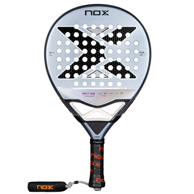 Pala Nox AT10 Pro Cup Comfort 2025 Agustín Tapia