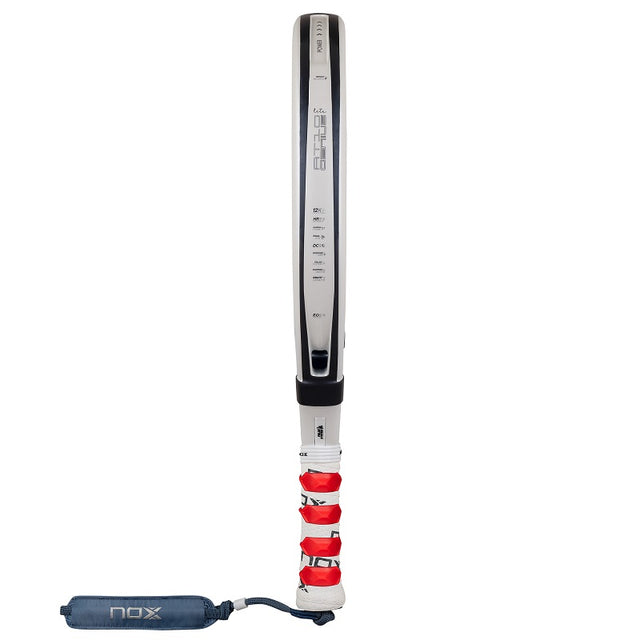 Pala Nox AT10 Genius 12K Xtrem by Agustín Tapia 2026