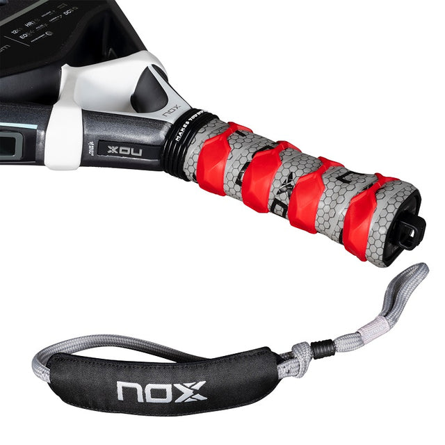 Racket Nox Quantum 12K Carbon 2025