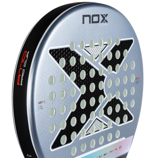 Pala Nox AT10 Pro Cup Comfort 2025 Agustín Tapia